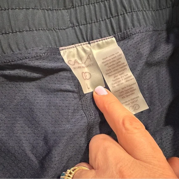 CALIA by Carrie Underwood Black Skort Size Medium - Picture 5 of 7